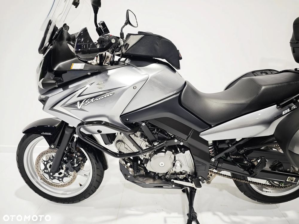 Suzuki V-STROM - 23