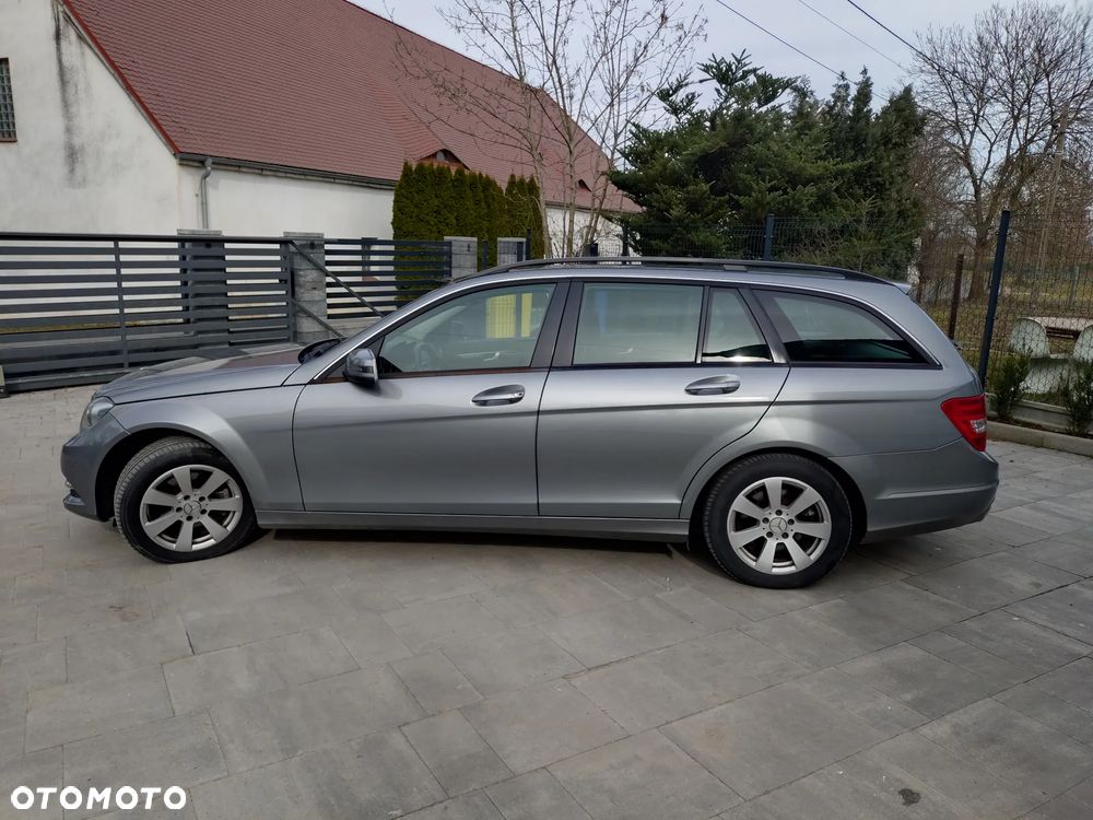 Mercedes-Benz Klasa C 220 CDI BlueEff Edition Classic - 3