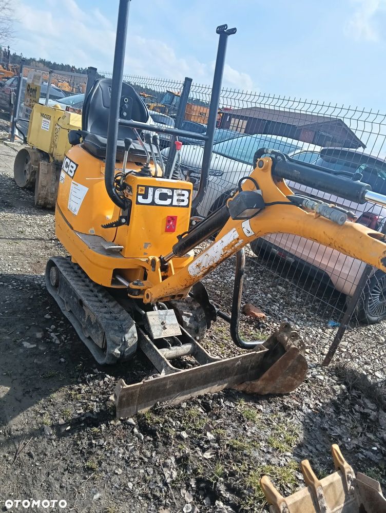 JCB 8008 - 2