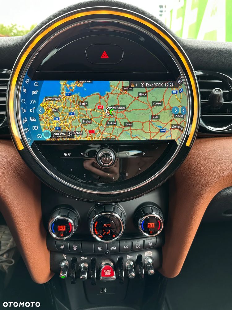 MINI Cooper Classic Trim - 18