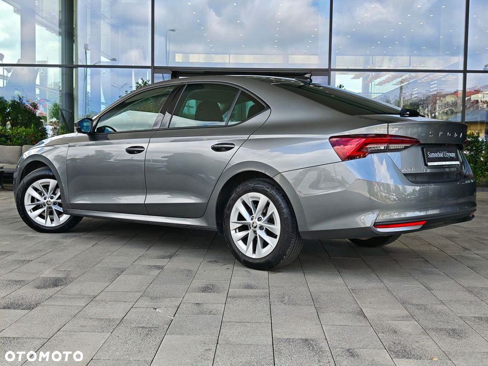 Skoda Octavia 1.5 TSI mHEV Selection DSG - 7