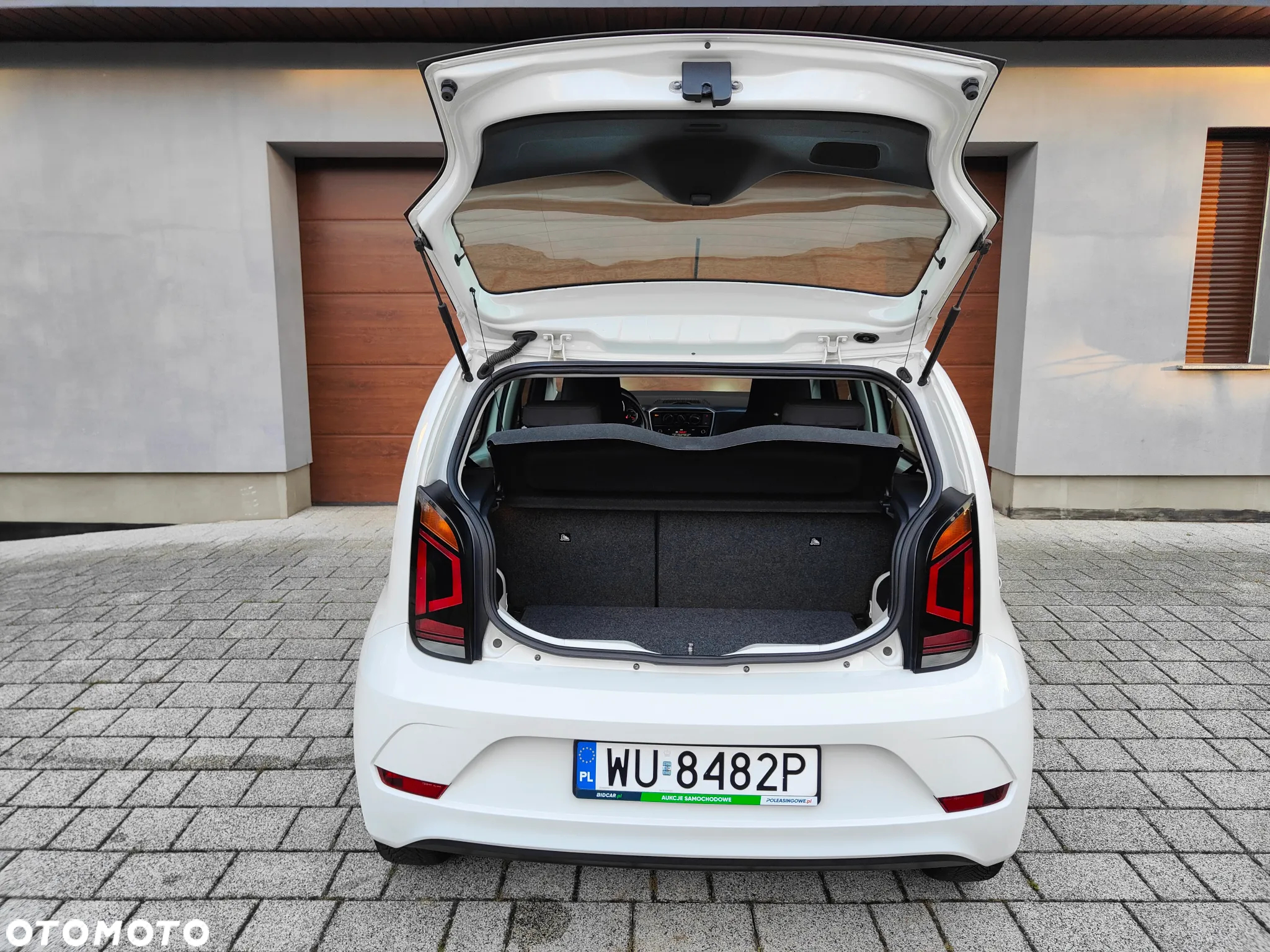 Volkswagen up! 1.0 move - 34