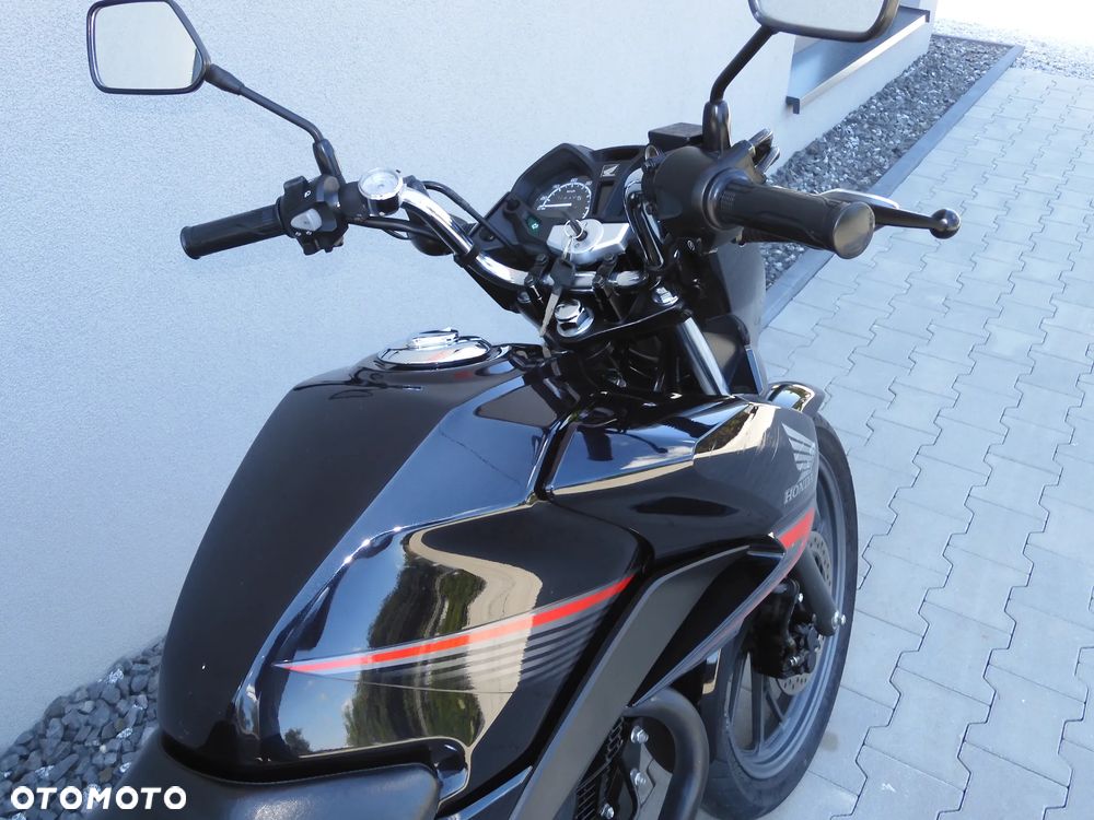 Honda CBF - 12