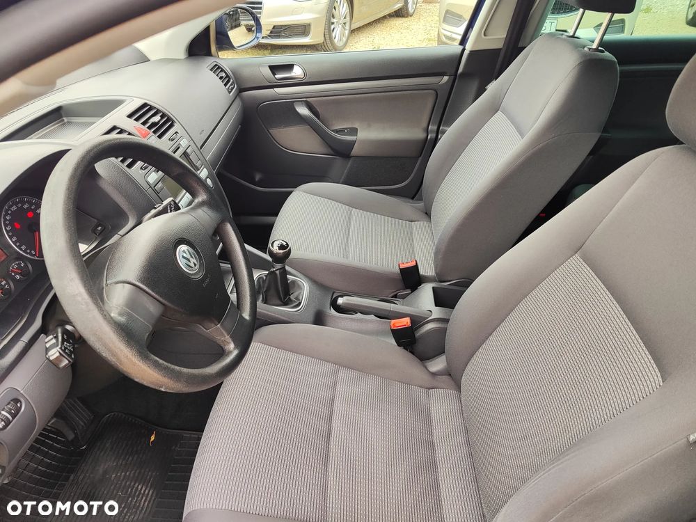 Volkswagen Golf V 1.9 TDI Comfortline - 17