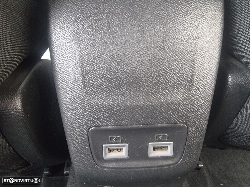 Peugeot e-208 50 kWh Active Pack - 27