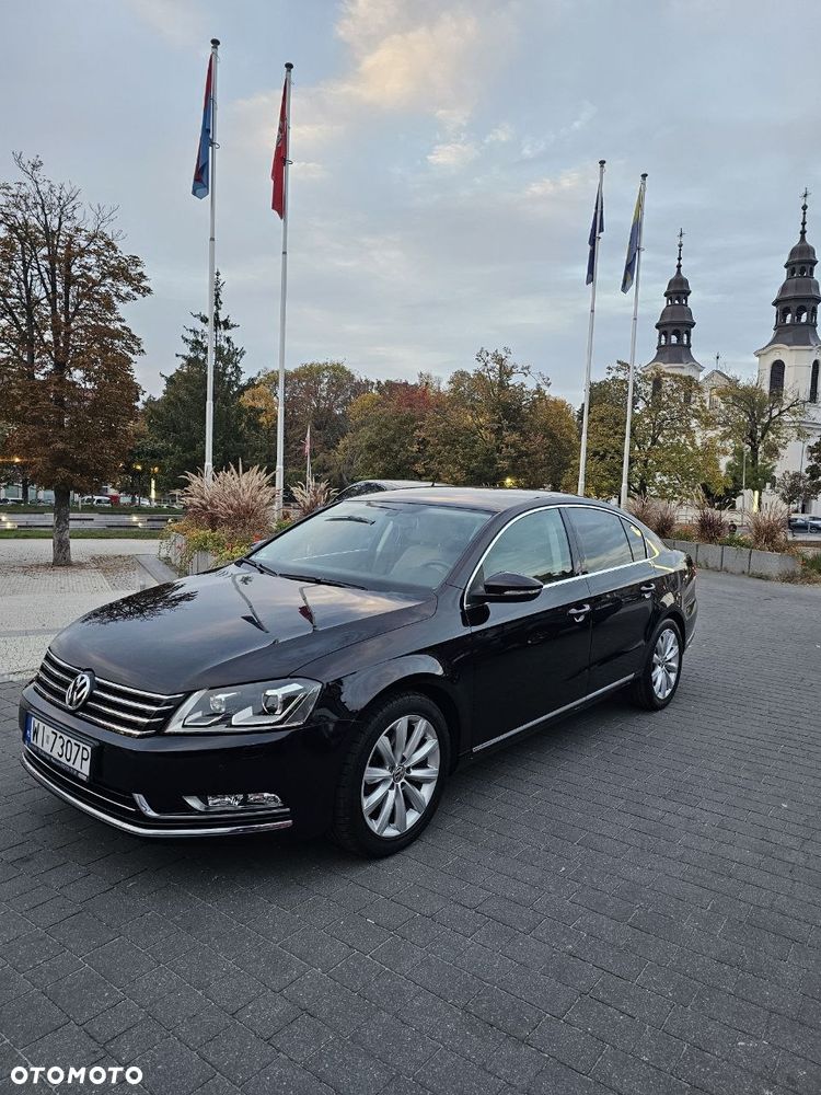 Volkswagen Passat 2.0 TSI Highline DSG - 2