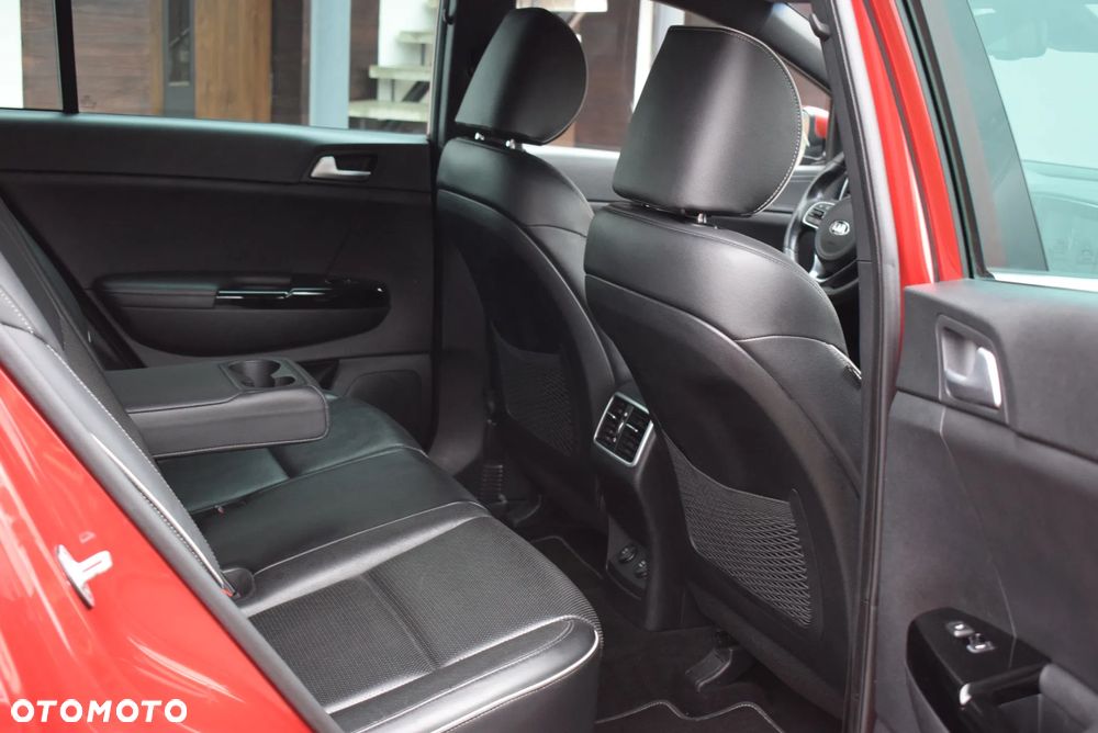 Kia Sportage 1.6 T-GDI AWD DCT GT LINE - 12