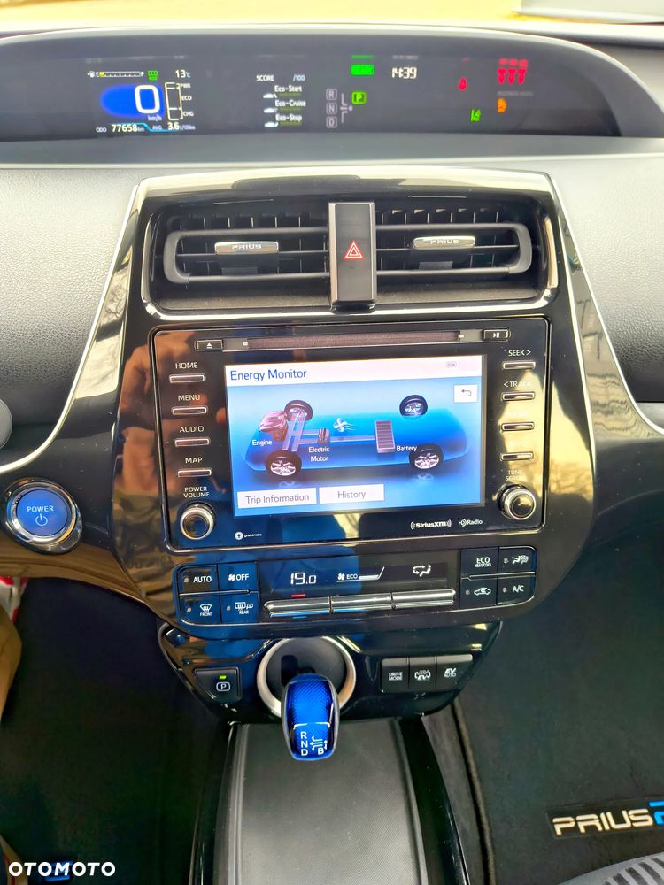 Toyota Prius (Hybrid) Comfort - 15