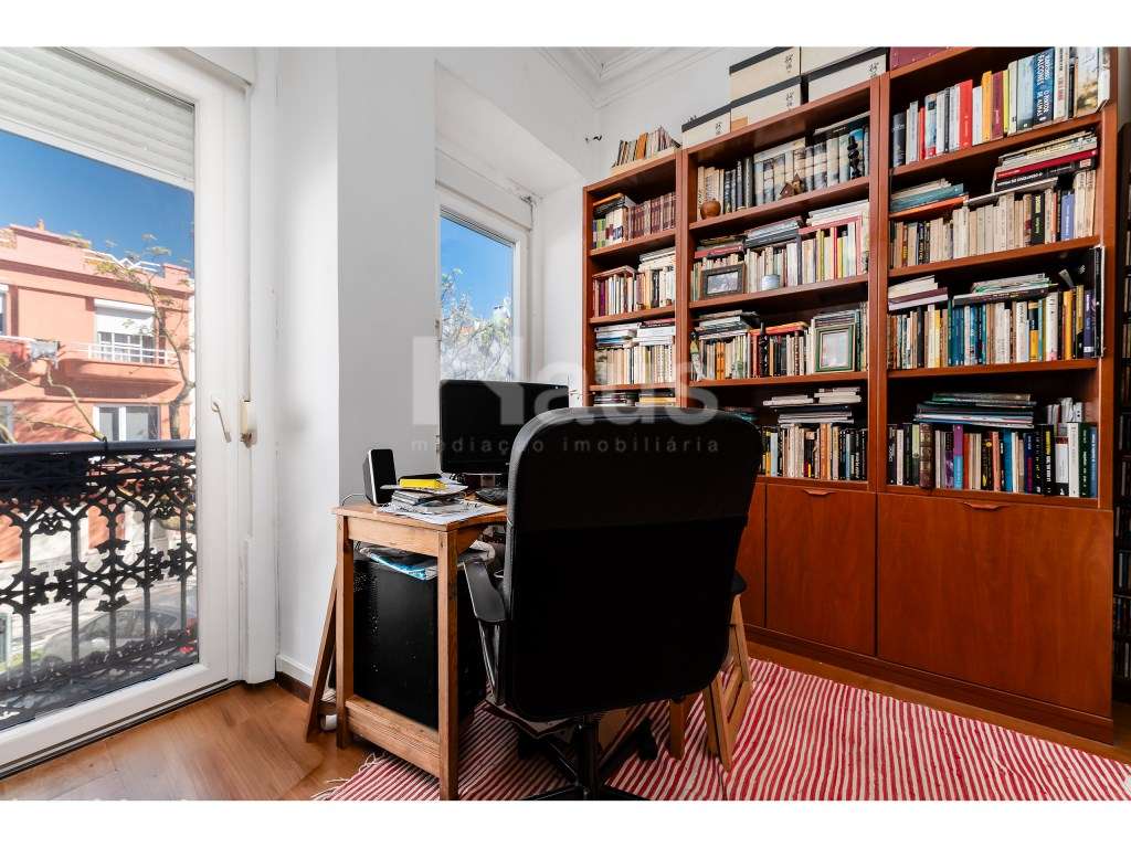 Prédio para venda na Baia do Seixal - Grande imagem: 2/46