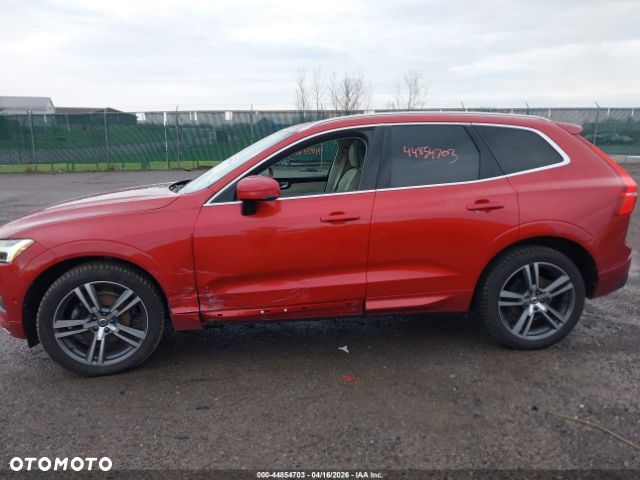 Volvo XC 60 T5 AWD Geartronic Momentum - 4