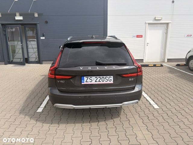 Volvo V90 B5 D AWD Ultimate Bright - 2