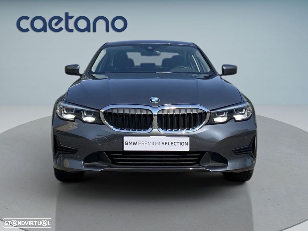 BMW 330 e Auto - 21