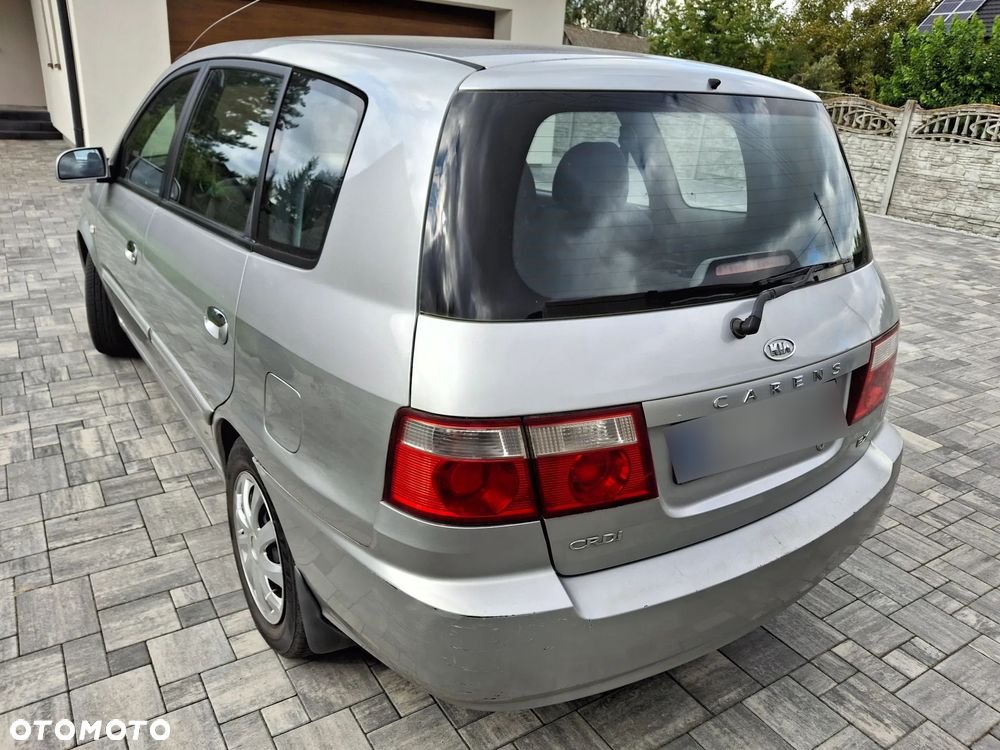 Kia Carens 2.0 CRDi EX - 5