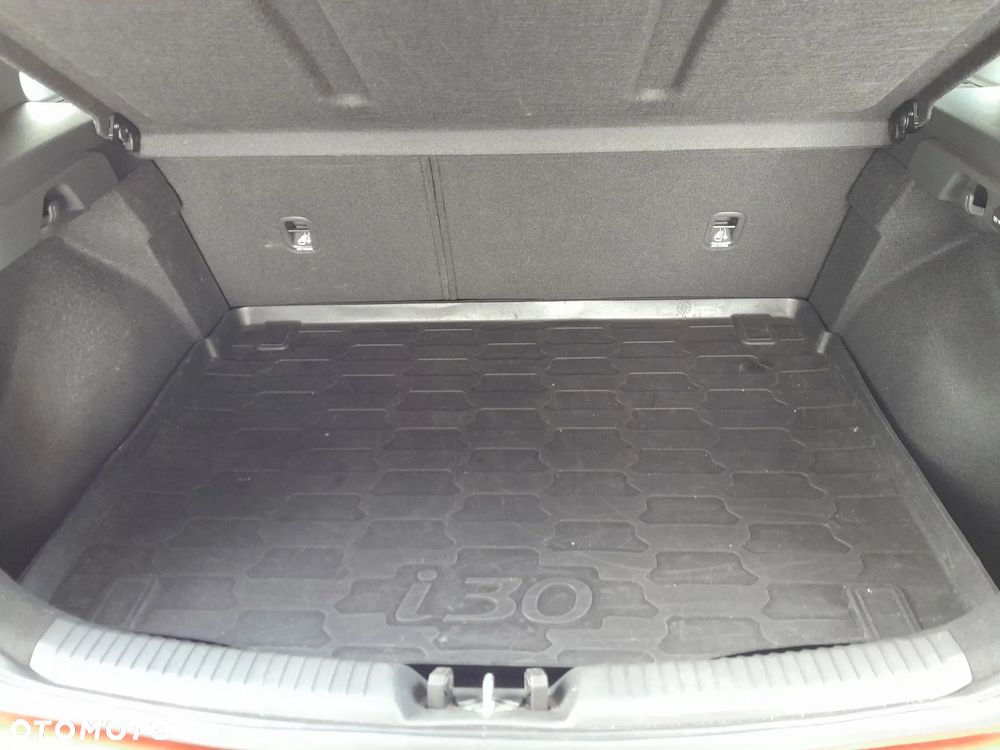 Hyundai i30 1.0 T-GDI Smart DCT - 18