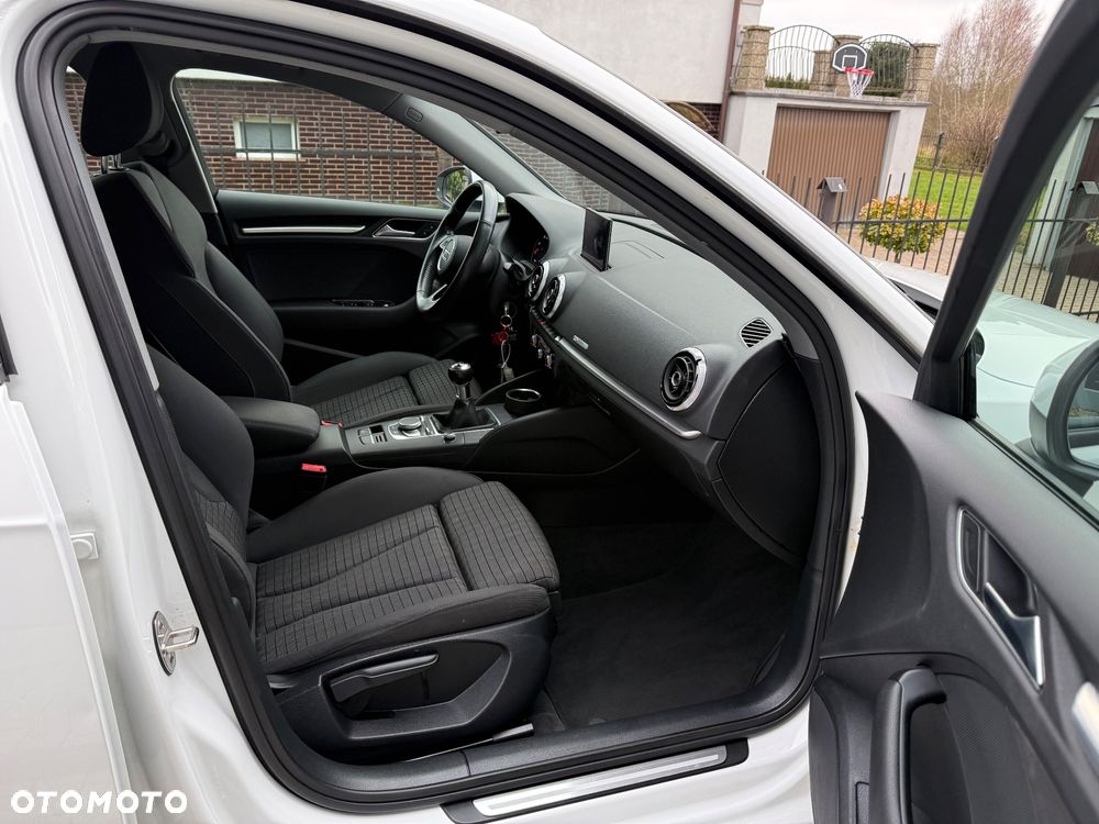 Audi A3 Sportback 2.0 TDI (clean diesel) Attraction - 15