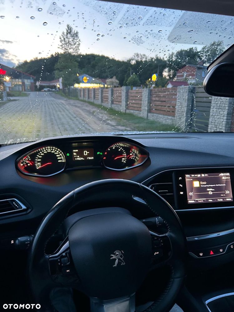 Peugeot 308 - 6