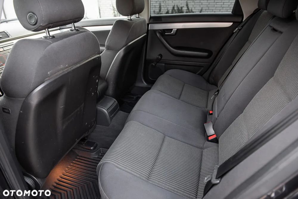 Audi A4 Avant 2.0 TDI DPF - 18