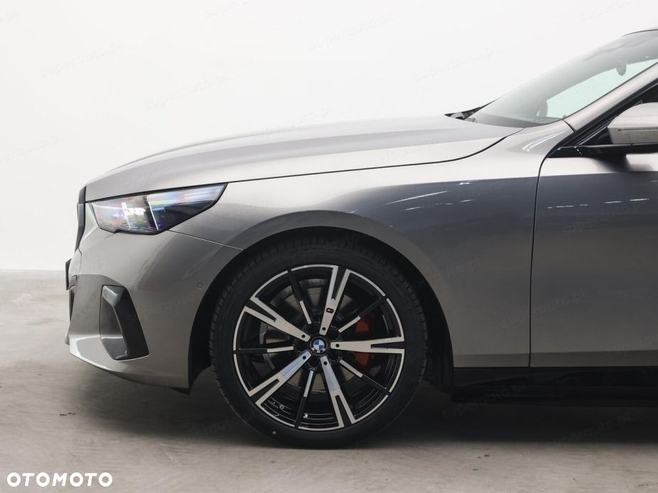 BMW Seria 5 520d xDrive mHEV M Sport - 18
