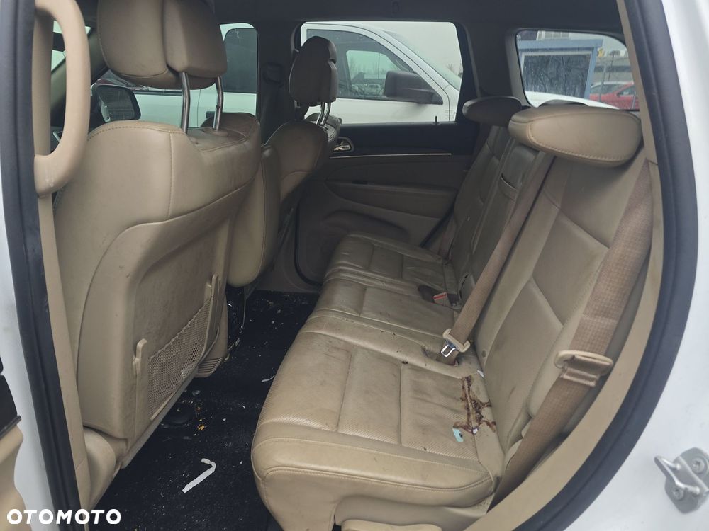 Jeep Grand Cherokee - 8