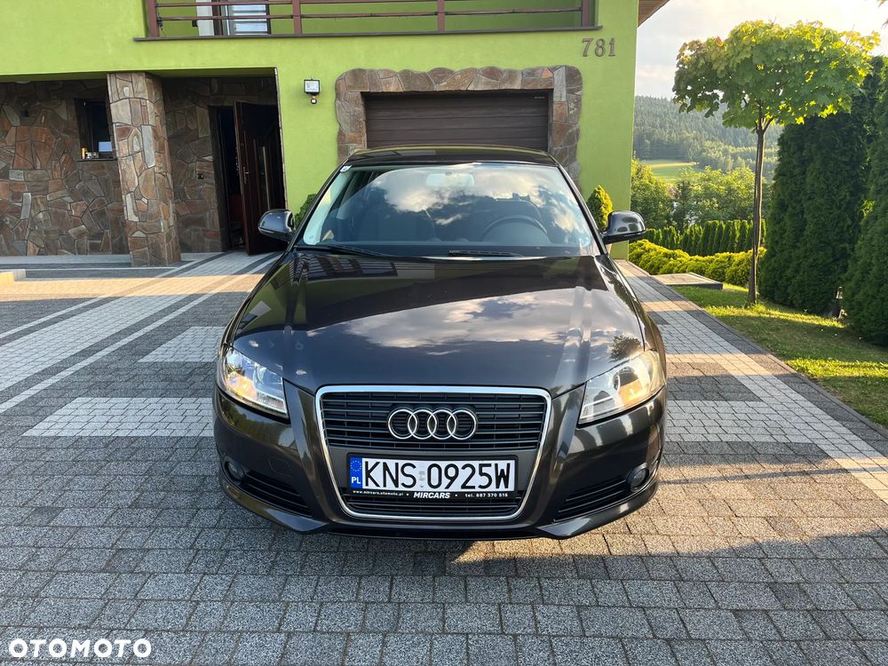 Audi A3 Sportback 1.6 TDI DPF Ambiente - 1