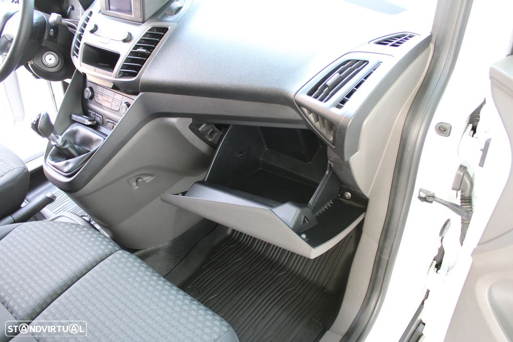 Ford Transit-Connect - 21