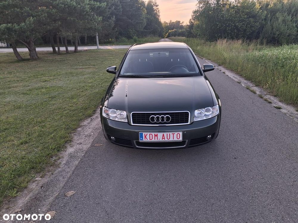 Audi A4 Limousine - 2