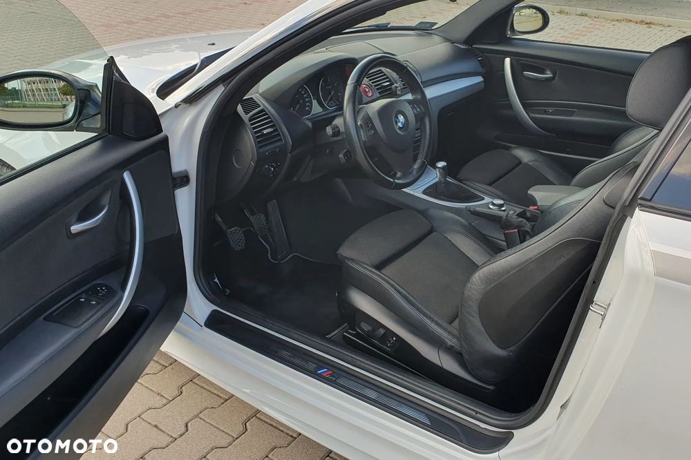 BMW Seria 1 123d - 6