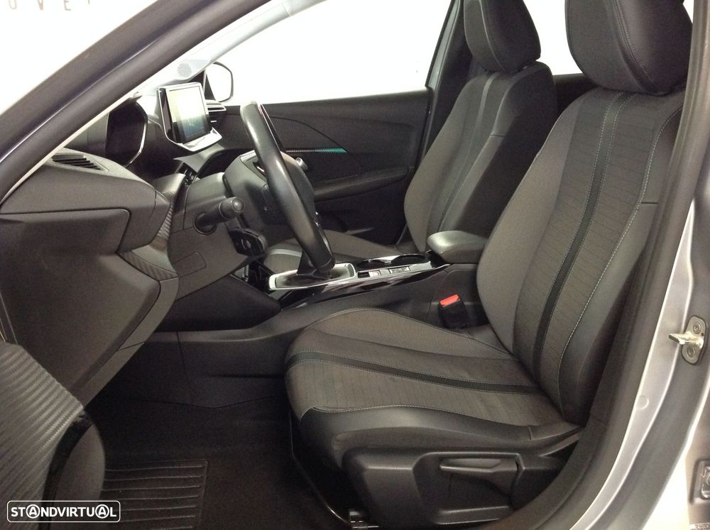 Peugeot 208 1.2 PureTech Allure - 18