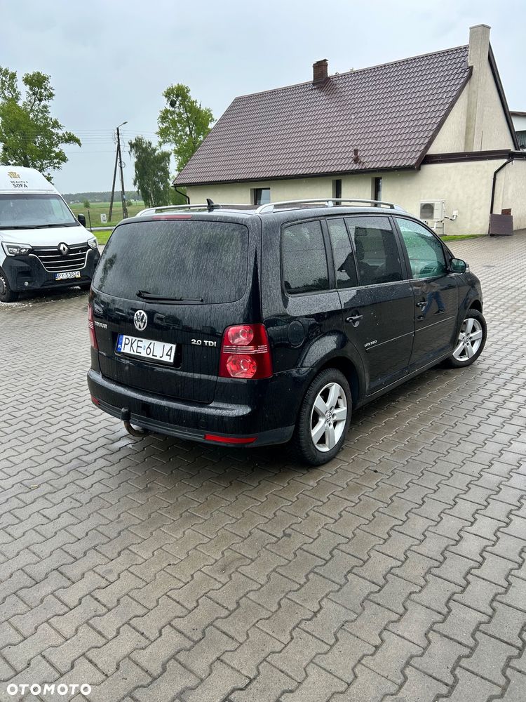 Volkswagen Touran 2.0 TDI Highline - 3