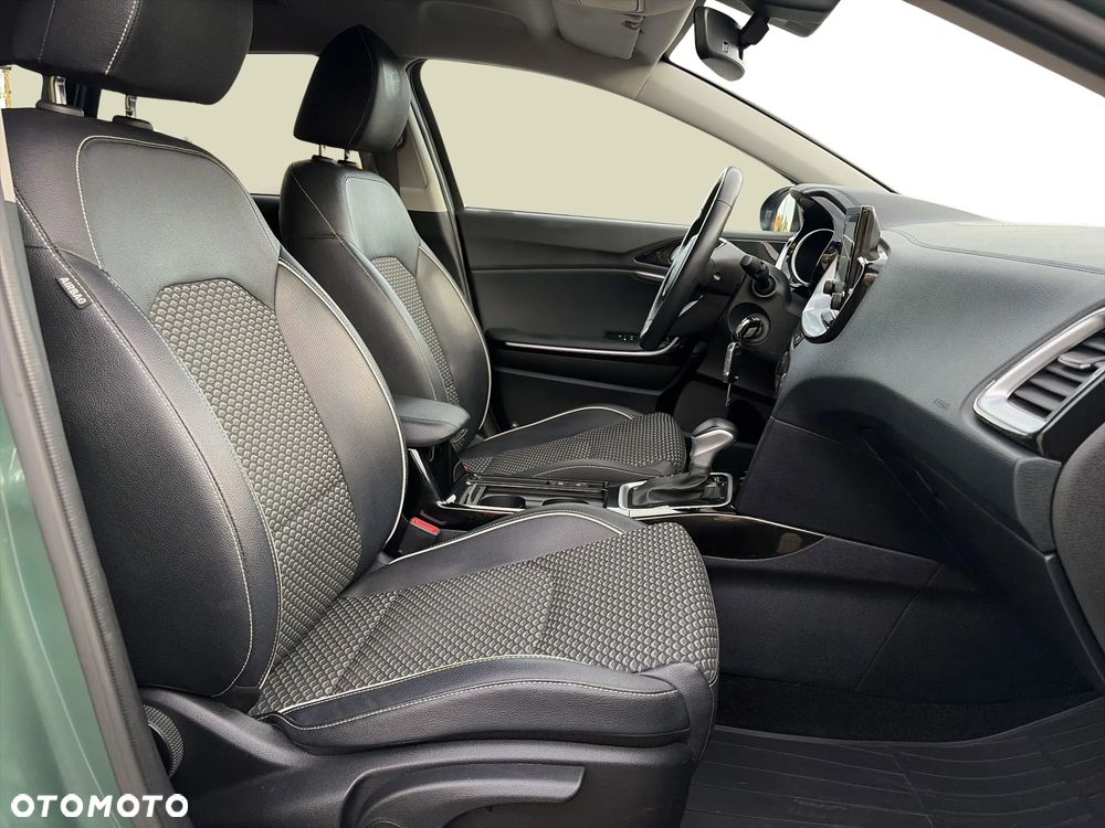 Kia Ceed 1.5 T-GDI L DCT - 28