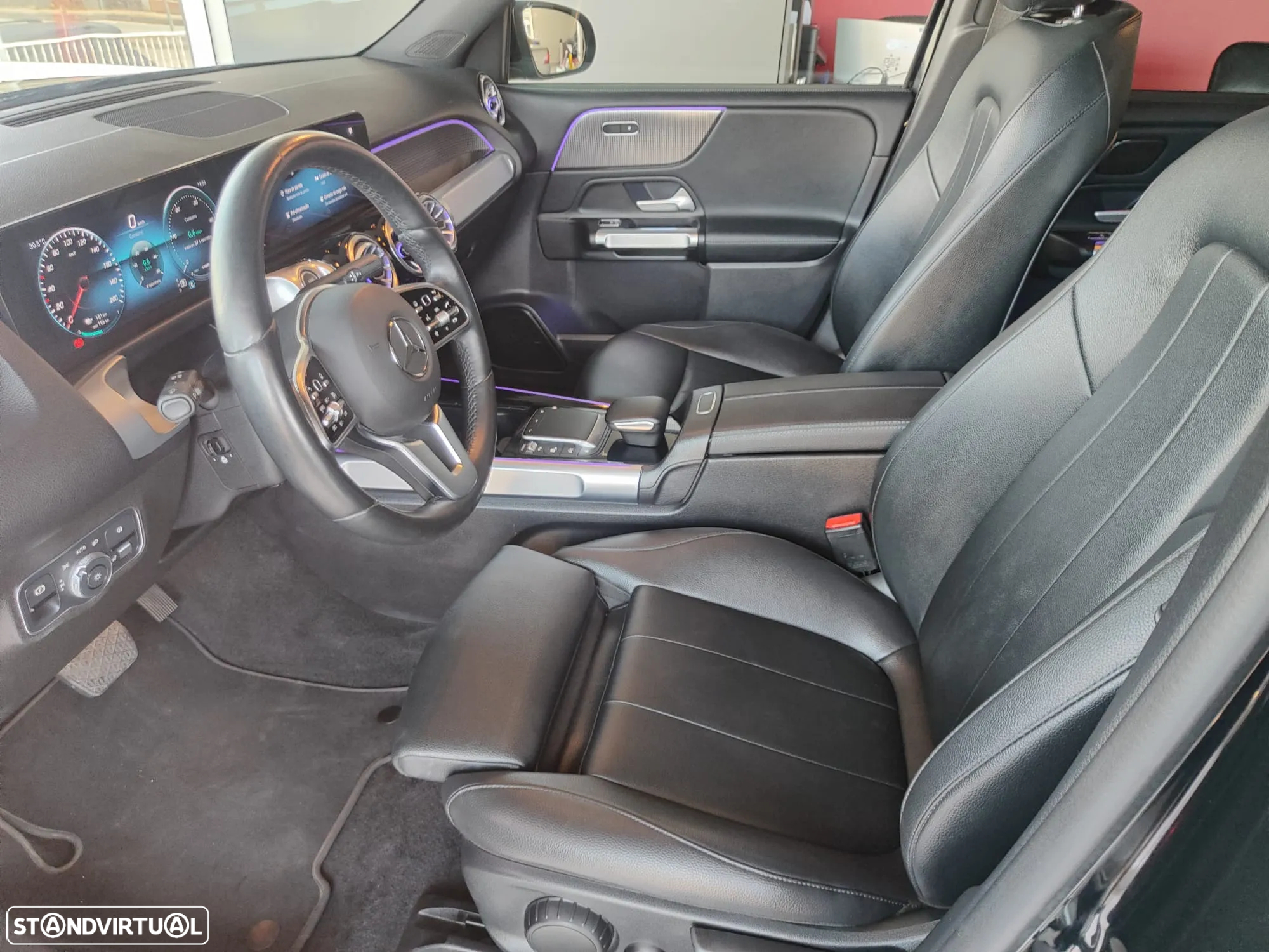 Mercedes-Benz EQB 300 4Matic Progressive - 11
