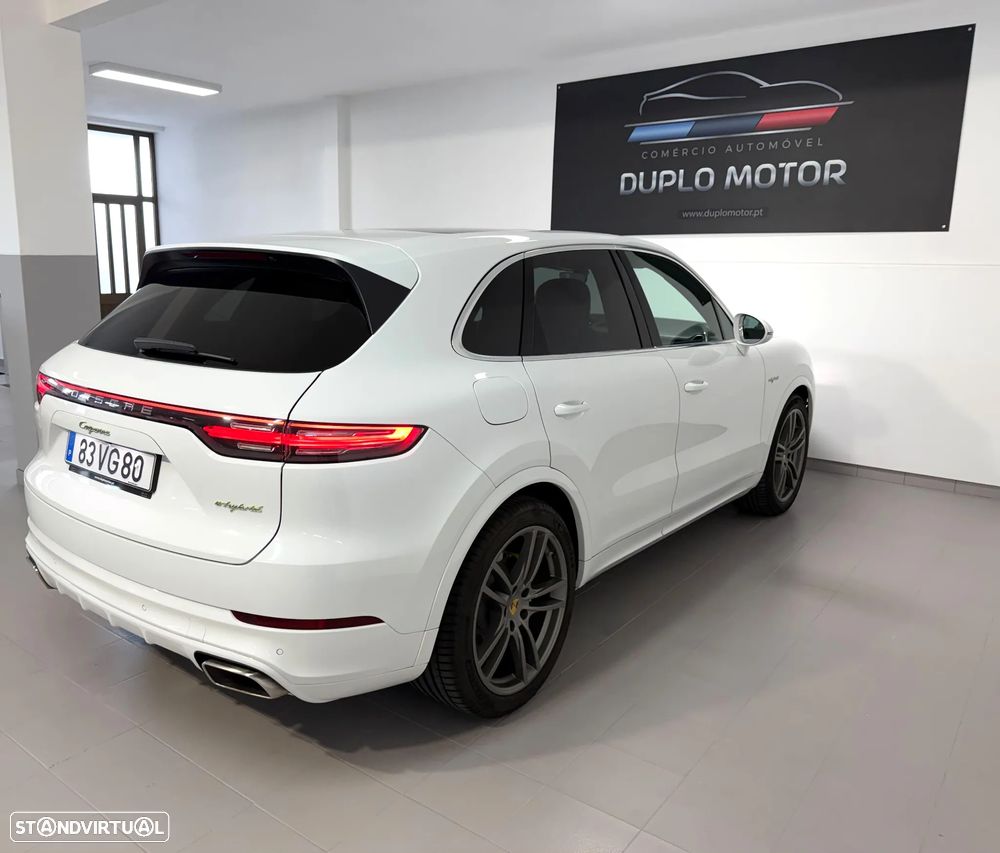 Porsche Cayenne E-Hybrid - 6