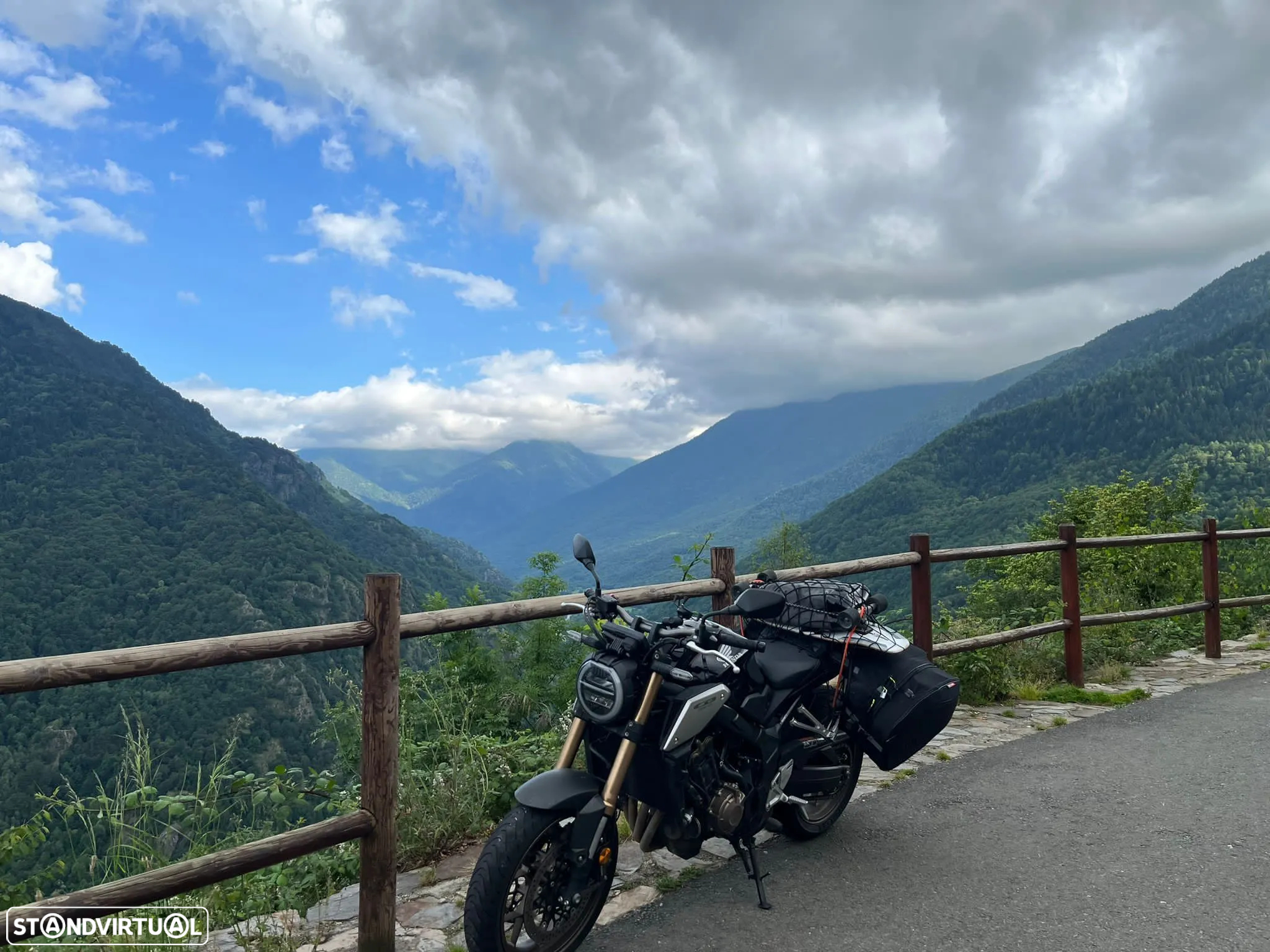 Honda CB CB650RA - 14