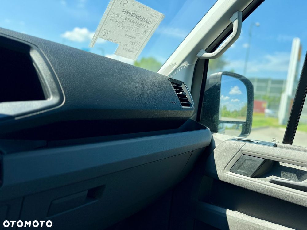 Volkswagen Crafter - 28