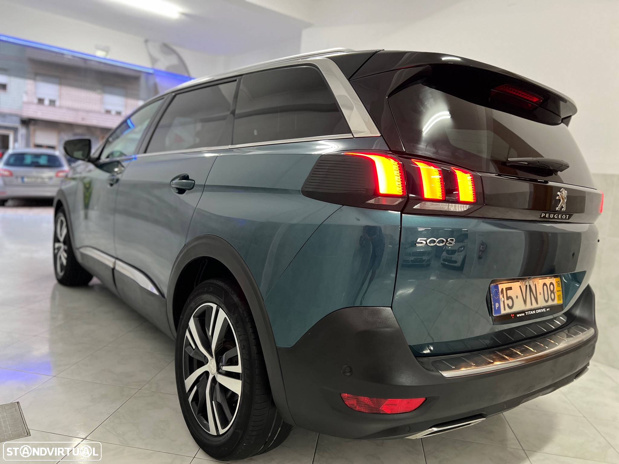 Peugeot 5008 1.5 BlueHDi GT Line EAT8 - 6