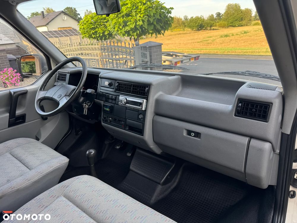 Volkswagen Transporter Standard - 16