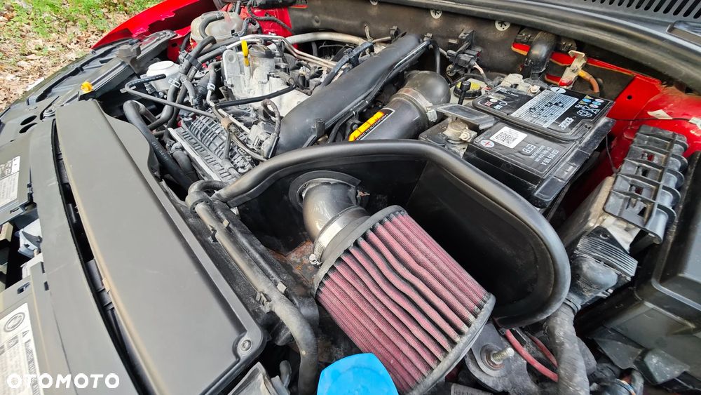 Volkswagen Jetta - 4