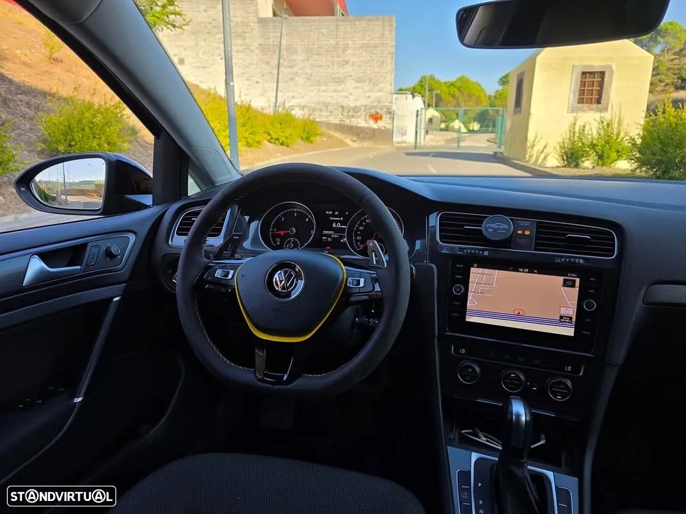 VW Golf Variant 2.0 TDi R-Line DSG - 5