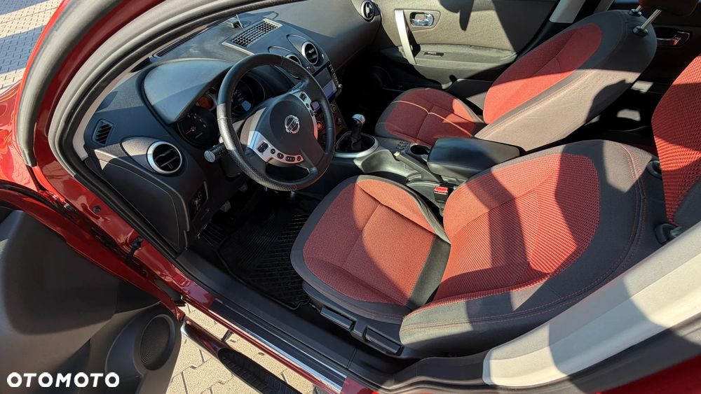Nissan Qashqai 1.6 Tekna - 28
