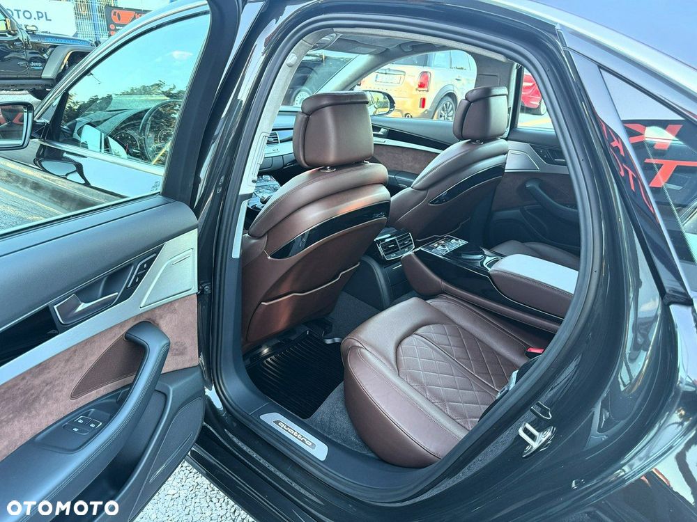 Audi A8 4.0 TFSI L Quattro - 29