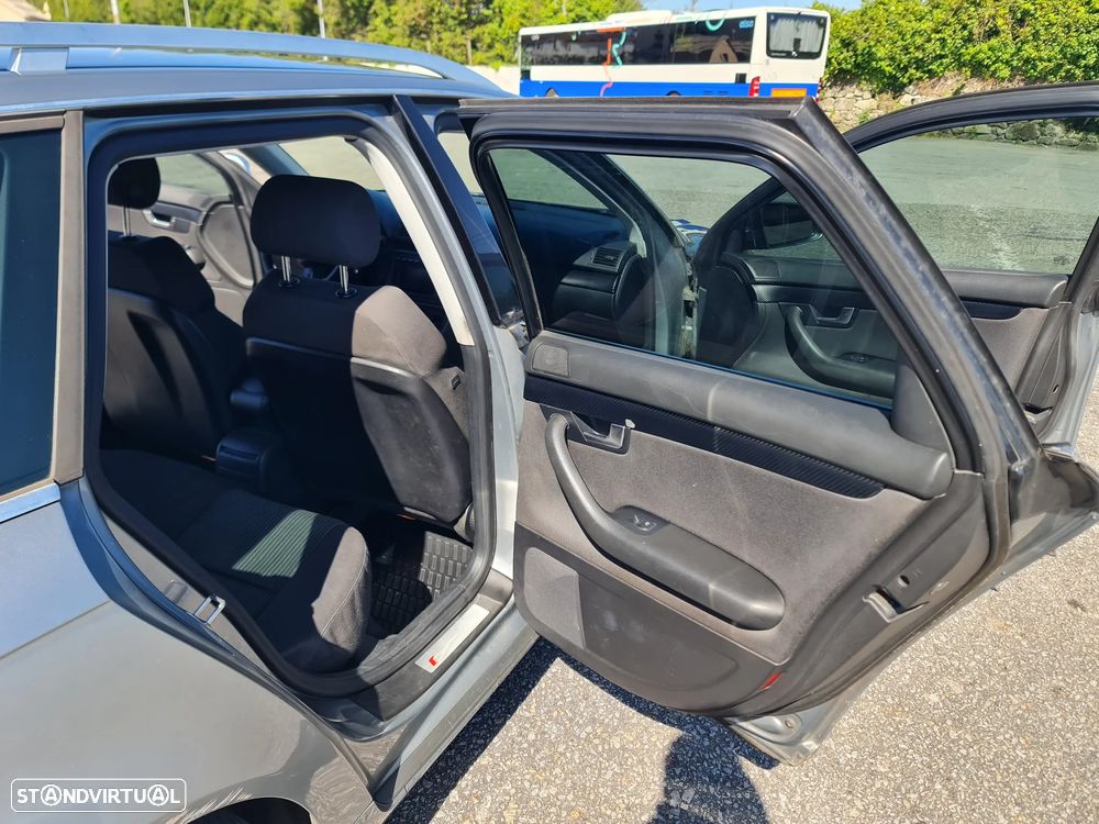 Audi A4 Avant 2.0 TDI Sport - 9
