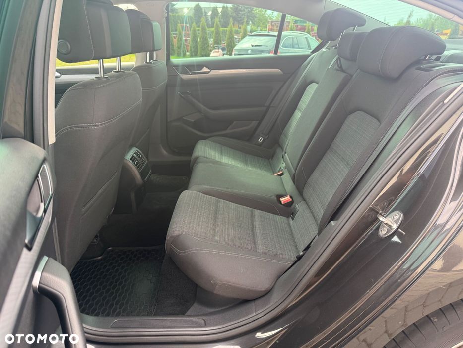 Volkswagen Passat 1.5 TSI EVO Elegance DSG - 7