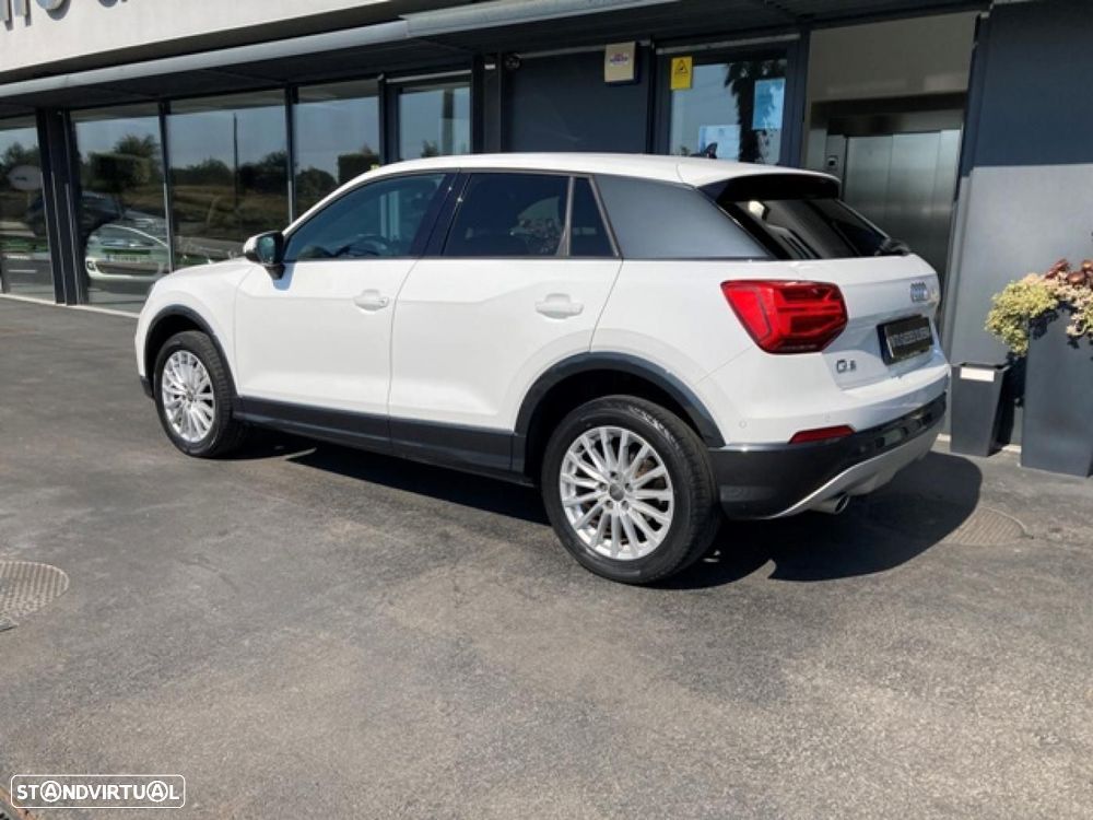 Audi Q2 30 TFSI Design - 6
