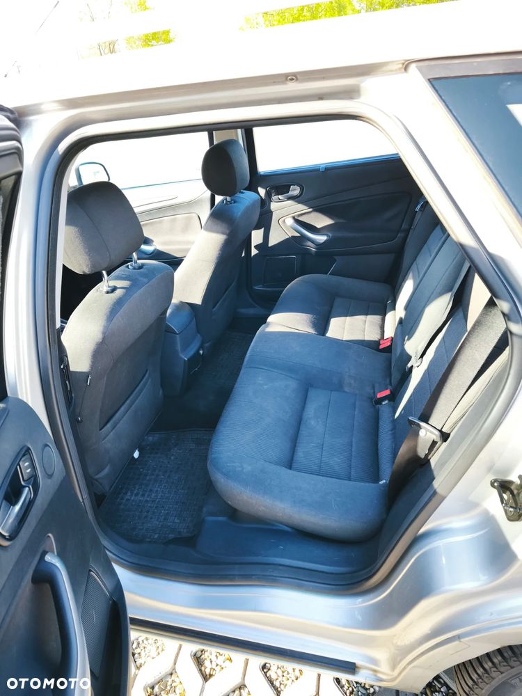 Ford Mondeo 2.0 Titanium - 10