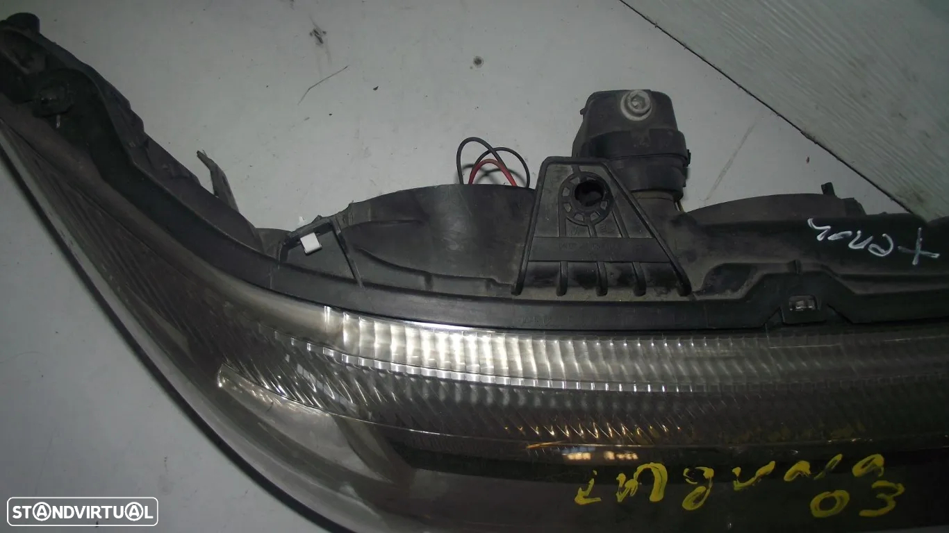 Farol de Xénon Direito Renault Laguna - 2001 / 2005 - 3