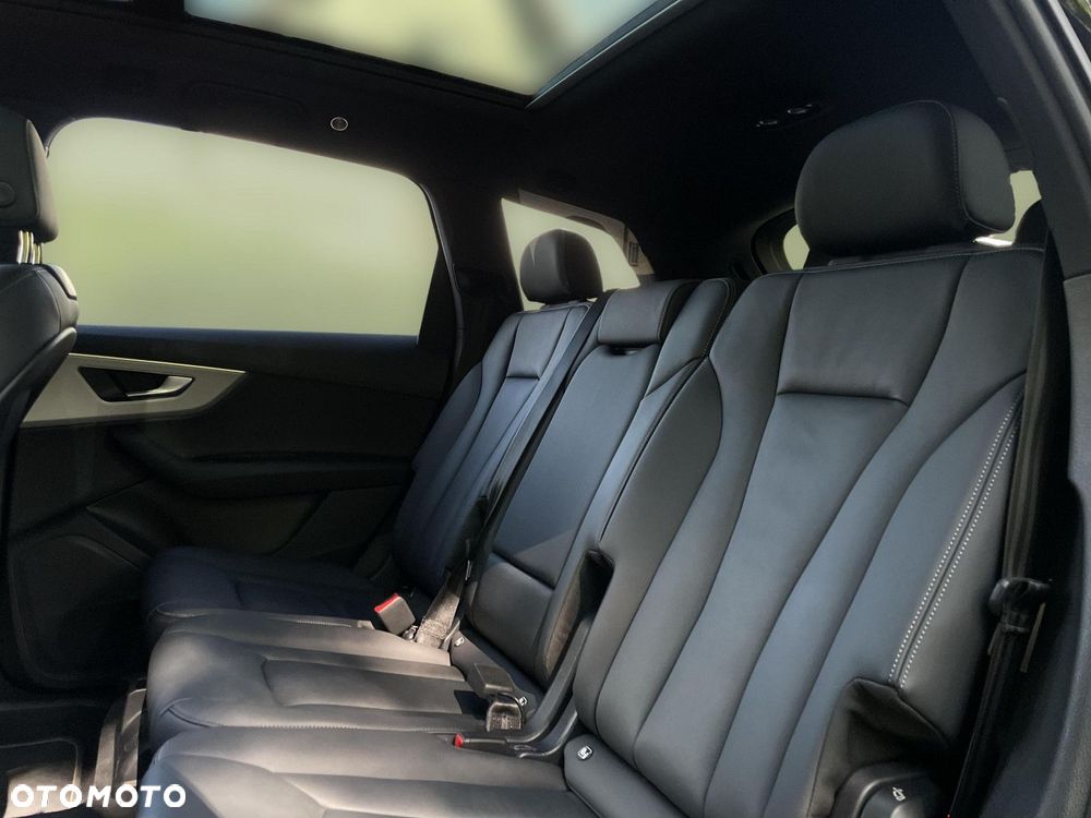 Audi Q7 - 19