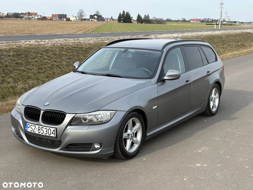 BMW Seria 3 318d - 3