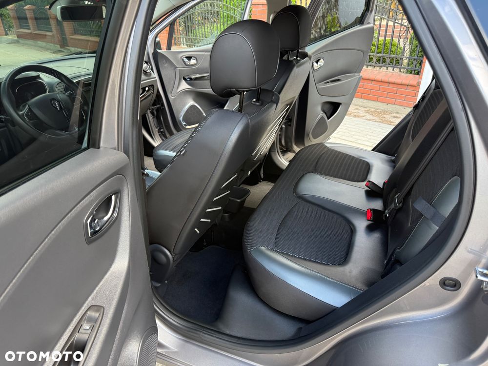 Renault Captur 1.2 TCe Intens EDC - 28