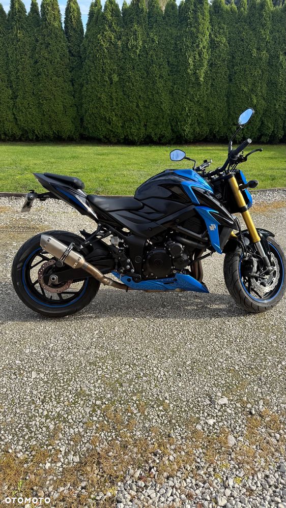 Suzuki GSX - 8