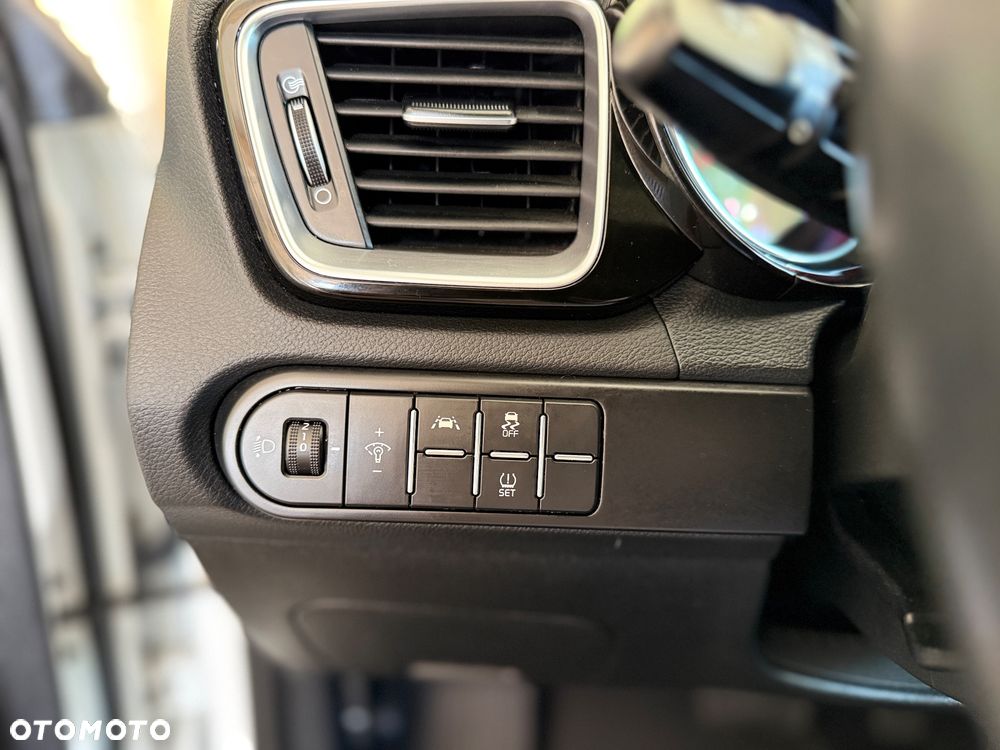 Kia XCeed 1.4 T-GDI OPF DCT7 JBL SOUND EDITION - 35